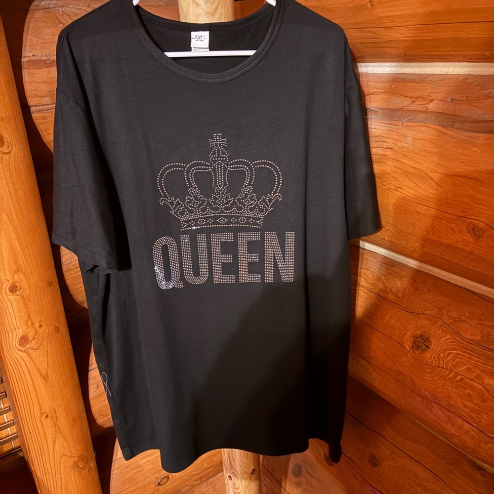 5x Queen top
